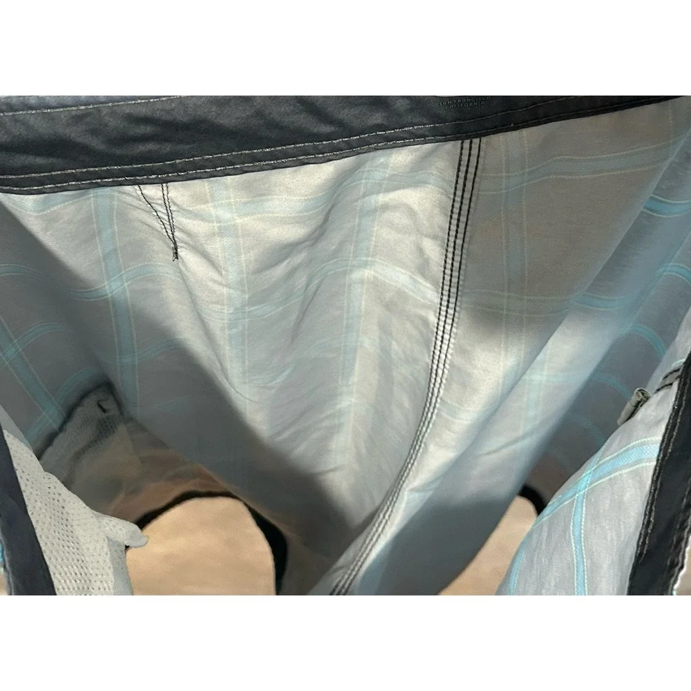 Old Navy Swim Trunks Men's Medium Gray And Blue Plaid Board‎ Shorts Drawstring